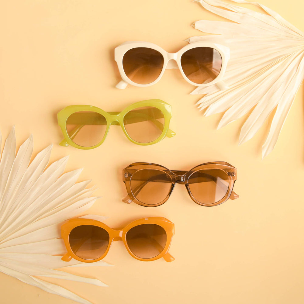 
                  
                    Load image into Gallery viewer, Sunshine Studios - Donna Sunglasses - Pina Colada
                  
                