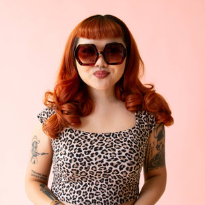 
                  
                    Load image into Gallery viewer, Iris Sunglasses : Tortoise
                  
                