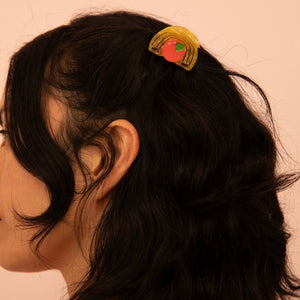 
                  
                    Load image into Gallery viewer, TENDER ‘RONI - Mini Hair Claw
                  
                