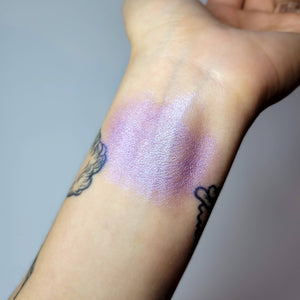 
                  
                    Load image into Gallery viewer, Terra Stoma - EYE POTION - Liquid Eyeshadow: Besito
                  
                