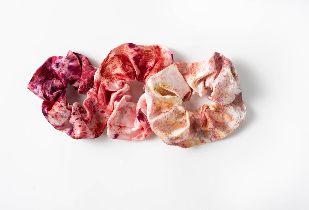 
                  
                    Load image into Gallery viewer, DYE KWEEN - Botanically Dyed Silk Scrunchie: Mulit/Artist Choice
                  
                