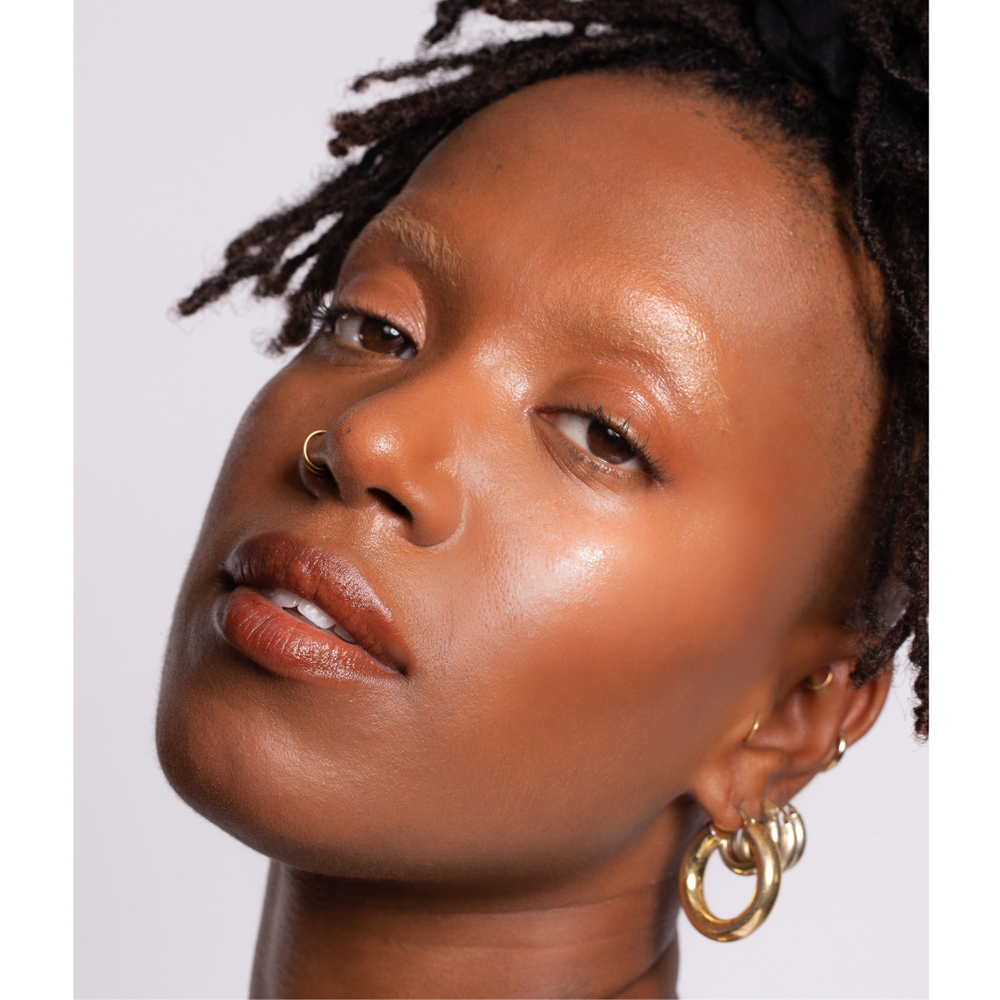 
                  
                    Load image into Gallery viewer, HYDRA HIGHLIGHTER STICK // FACE + BODY
                  
                