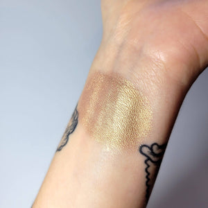 
                  
                    Load image into Gallery viewer, EYE POTION - Liquid Eyeshadow: Ginkgo
                  
                