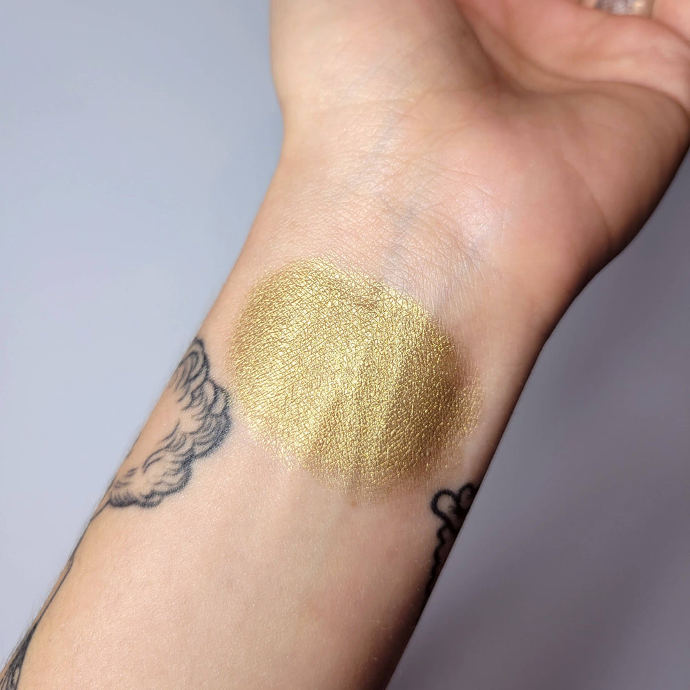 
                  
                    Load image into Gallery viewer, Terra Stoma - EYE POTION - Liquid Eyeshadow: Empress
                  
                