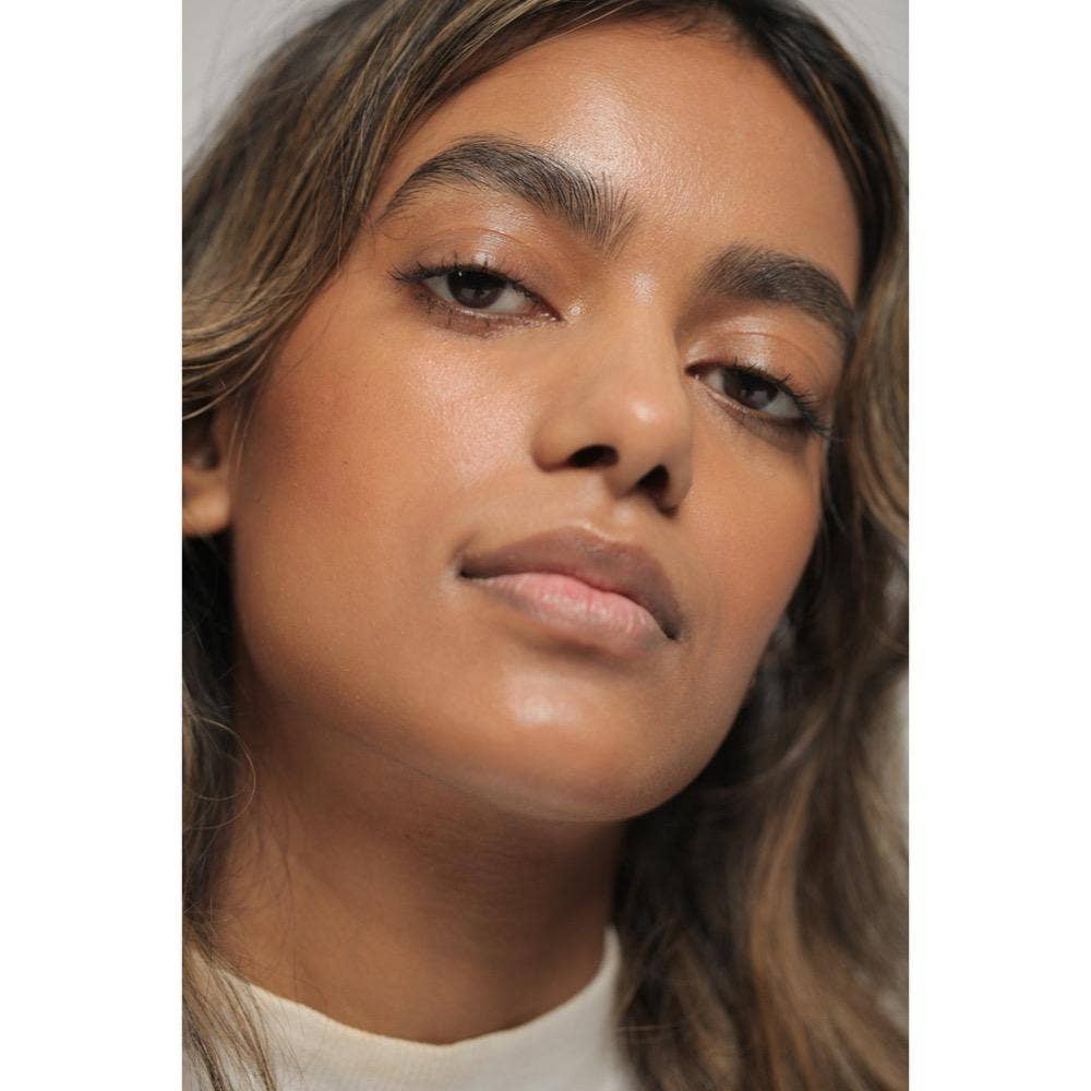 
                  
                    Load image into Gallery viewer, HYDRA HIGHLIGHTER STICK // FACE + BODY
                  
                