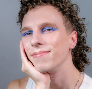 
                  
                    Load image into Gallery viewer, Lip Charm- Lipstick||VENUS
                  
                