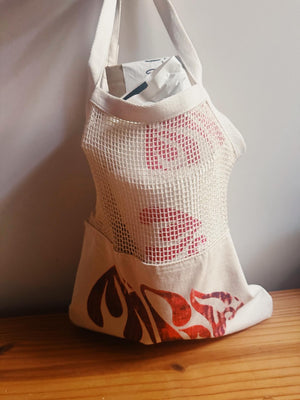 
                  
                    Load image into Gallery viewer, Mira! Modern market tote: Natural
                  
                