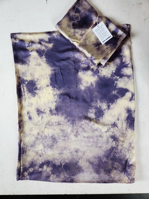 
                  
                    Load image into Gallery viewer, DYE KWEEN - Floral Botanically Dyed Silk Pillowcase: Purple Gemstone
                  
                