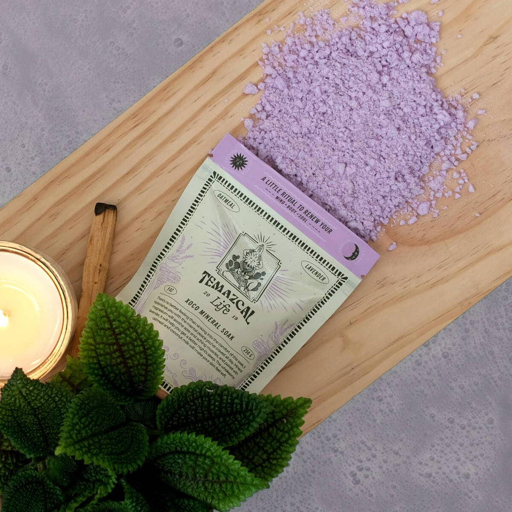 
                  
                    Load image into Gallery viewer, Xoco Mineral Soak: Double
                  
                