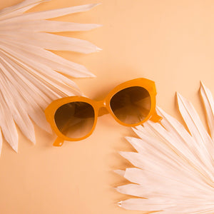 
                  
                    Load image into Gallery viewer, Sunshine Studios - Donna Sunglasses - Mimosa
                  
                