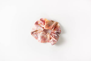 
                  
                    Load image into Gallery viewer, DYE KWEEN - Botanically Dyed Silk Scrunchie: Mulit/Artist Choice
                  
                