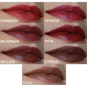 
                  
                    Load image into Gallery viewer, Terra Stoma - LIP CHARM - Lipstick: Brujita
                  
                