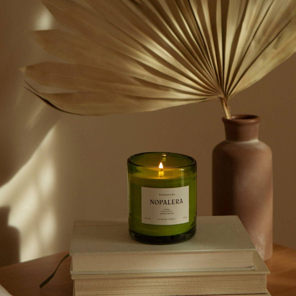 
                  
                    Load image into Gallery viewer, Nopalera - Tepoztlán Candle
                  
                