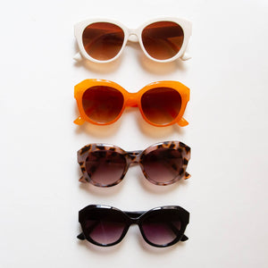 
                  
                    Load image into Gallery viewer, Donna Sunglasses : Leopard
                  
                