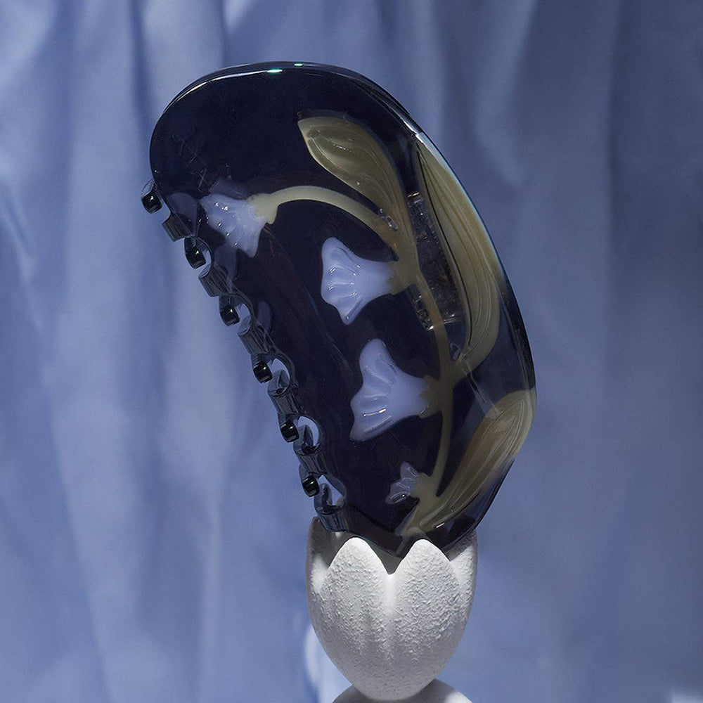 
                  
                    Load image into Gallery viewer, Moonflower Vine Women&amp;#39;s Acetate Hair Claw Accessory
                  
                