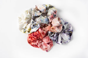 
                  
                    Load image into Gallery viewer, DYE KWEEN - Botanically Dyed Silk Scrunchie: Mulit/Artist Choice
                  
                