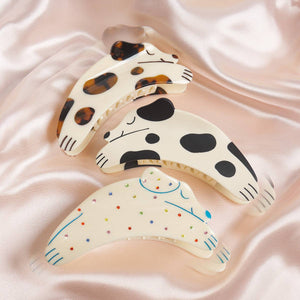 
                  
                    Load image into Gallery viewer, Tortie Puppy Dog Hair Claw in Cream and Tortoise Acetate
                  
                