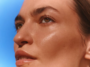 
                  
                    Load image into Gallery viewer, The One Warm Glow Daily Sun Cream SPF30
                  
                